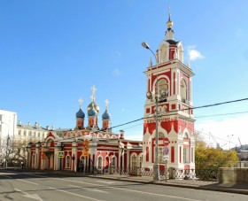 Москва. Церковь Георгия Победоносца (Покрова Пресвятой Богородицы) на Псковской горе