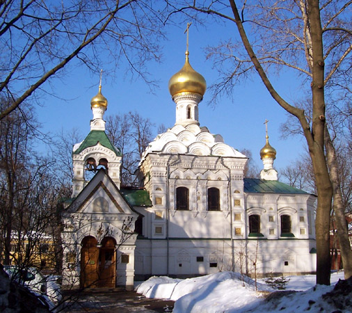 Сокольники. Церковь Троицы Живоначальной при больнице святого Владимира. фасады