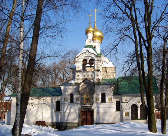 Сокольники. Церковь Троицы Живоначальной при больнице святого Владимира. фасады