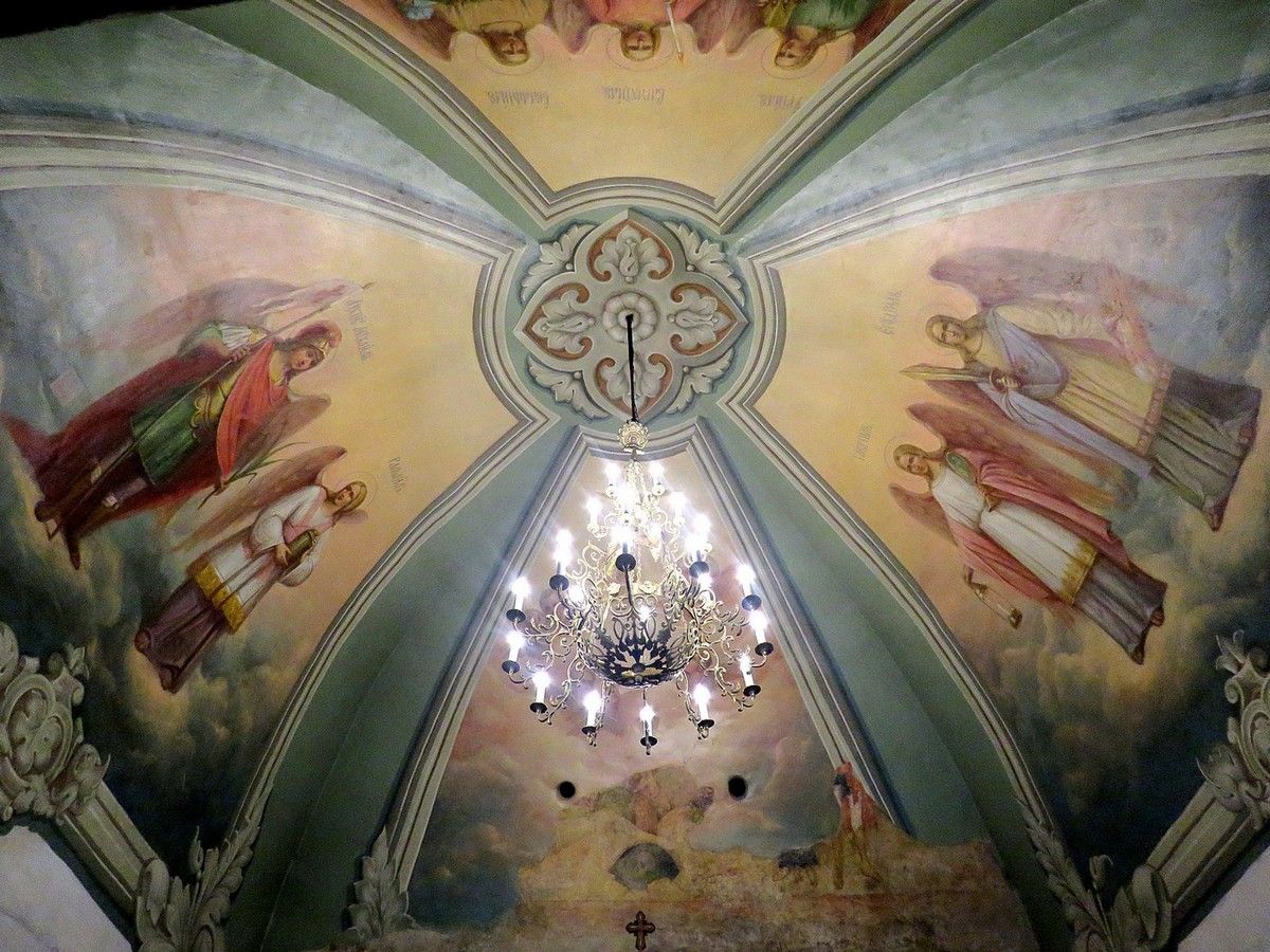 Церковь Троицы Живоначальной в Никитниках, Тверской (Центральный административный округ (ЦАО), г. Москва). интерьер и убранство, Северный придел, роспись сводов