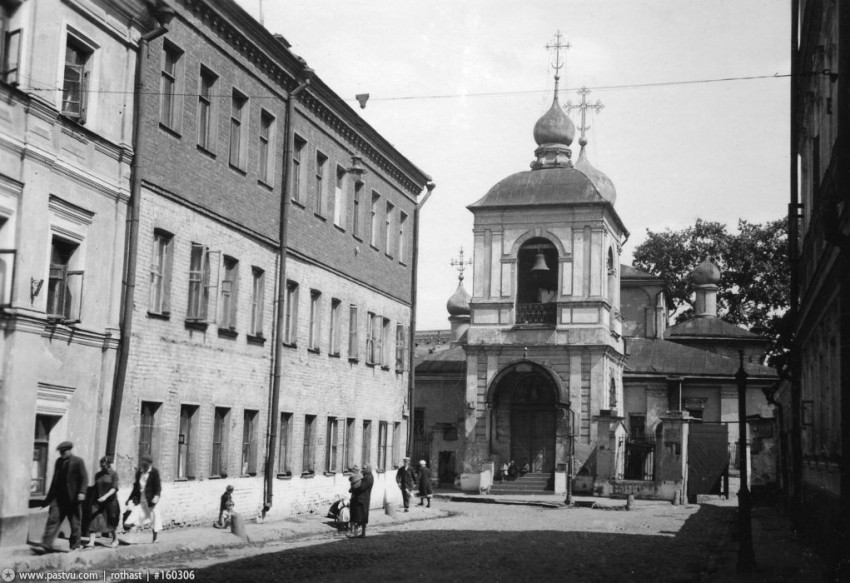 Тверской. Церковь Зачатия Анны 