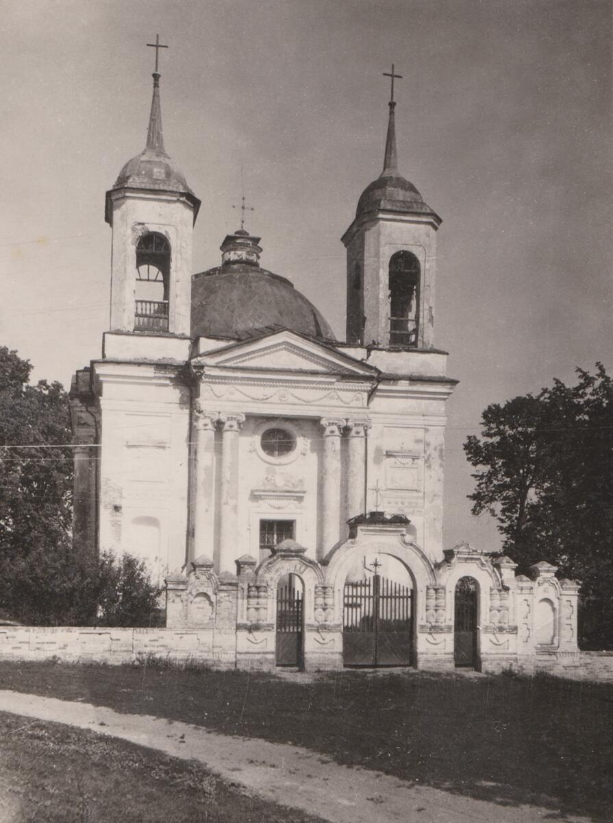 Церковь Успения Пресвятой Богородицы, Вишенки (Новгород-Северский район, Украина, Черниговская область). архивная фотография, Фото первой трети ХХ века