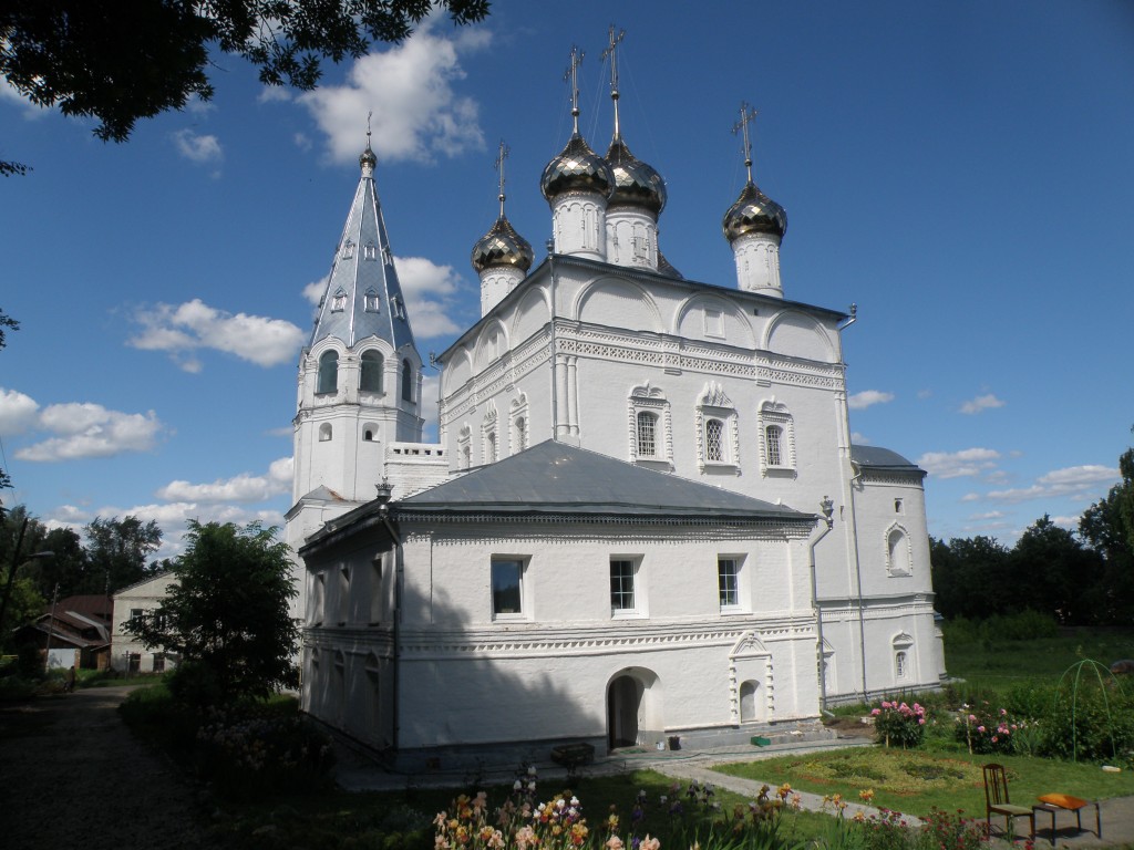 Вязники. Благовещенский монастырь. Собор Благовещения Пресвятой Богородицы с колокольней. фасады