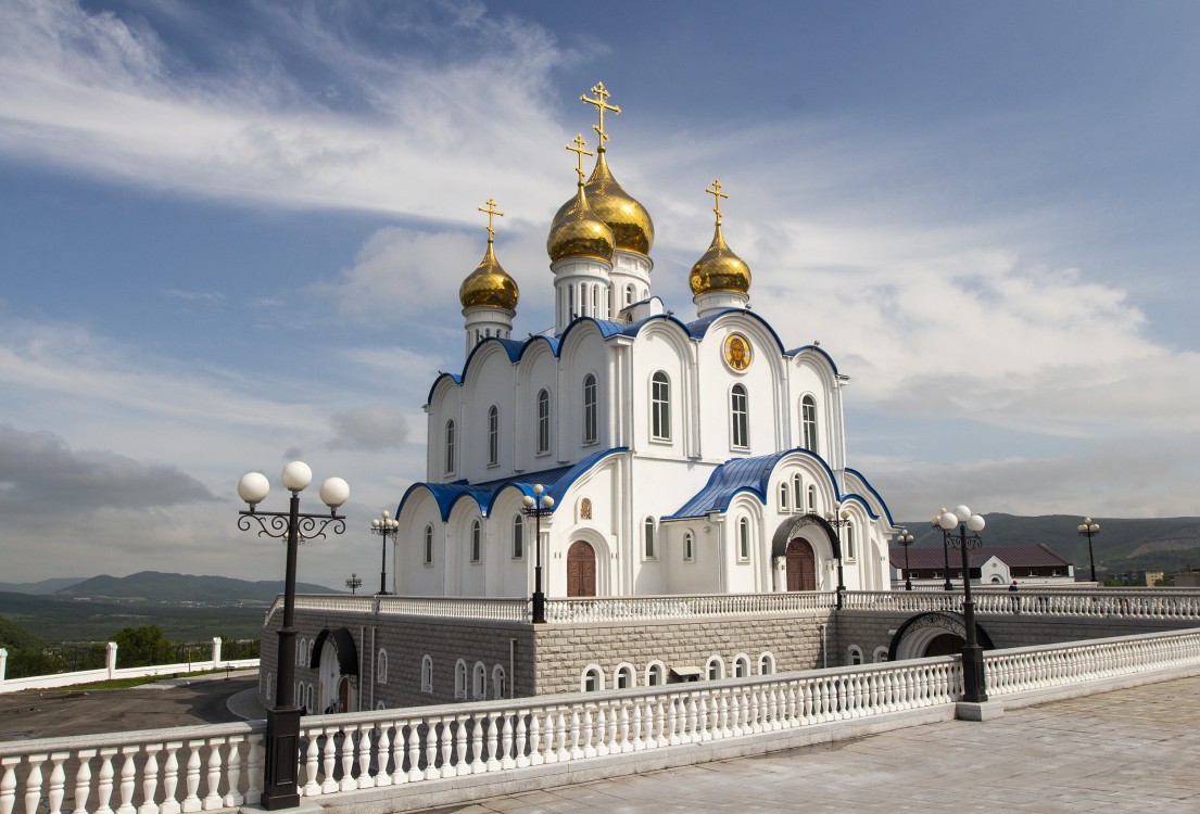 Кафедральный собор Троицы Живоначальной, Петропавловск-Камчатский (Петропавловск-Камчатский, город, Камчатский край). фасады