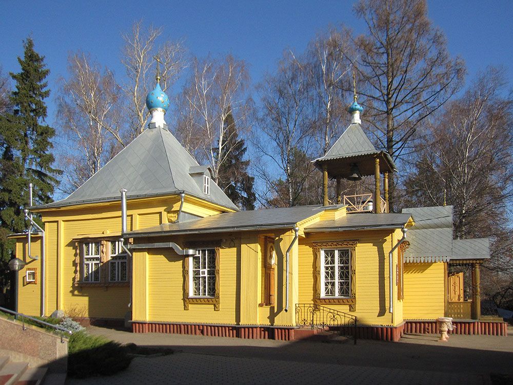 Церковь Сретения Господня, Пушкино (Новая Деревня) (Пушкинский район и гг. Ивантеевка, Королёв, Московская область). фасады