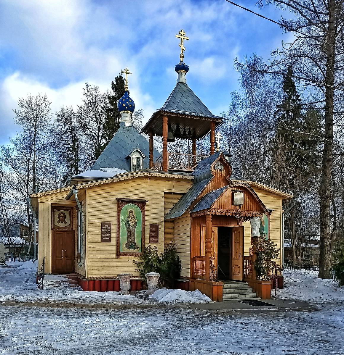 фасады. Церковь Сретения Господня, Пушкино (Новая Деревня) (Пушкинский район и гг. Ивантеевка, Королёв, Московская область)