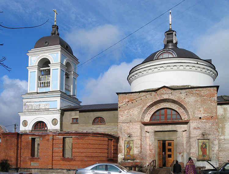 Химки. Церковь Петра и Павла в Петровском-Лобанове. фасады