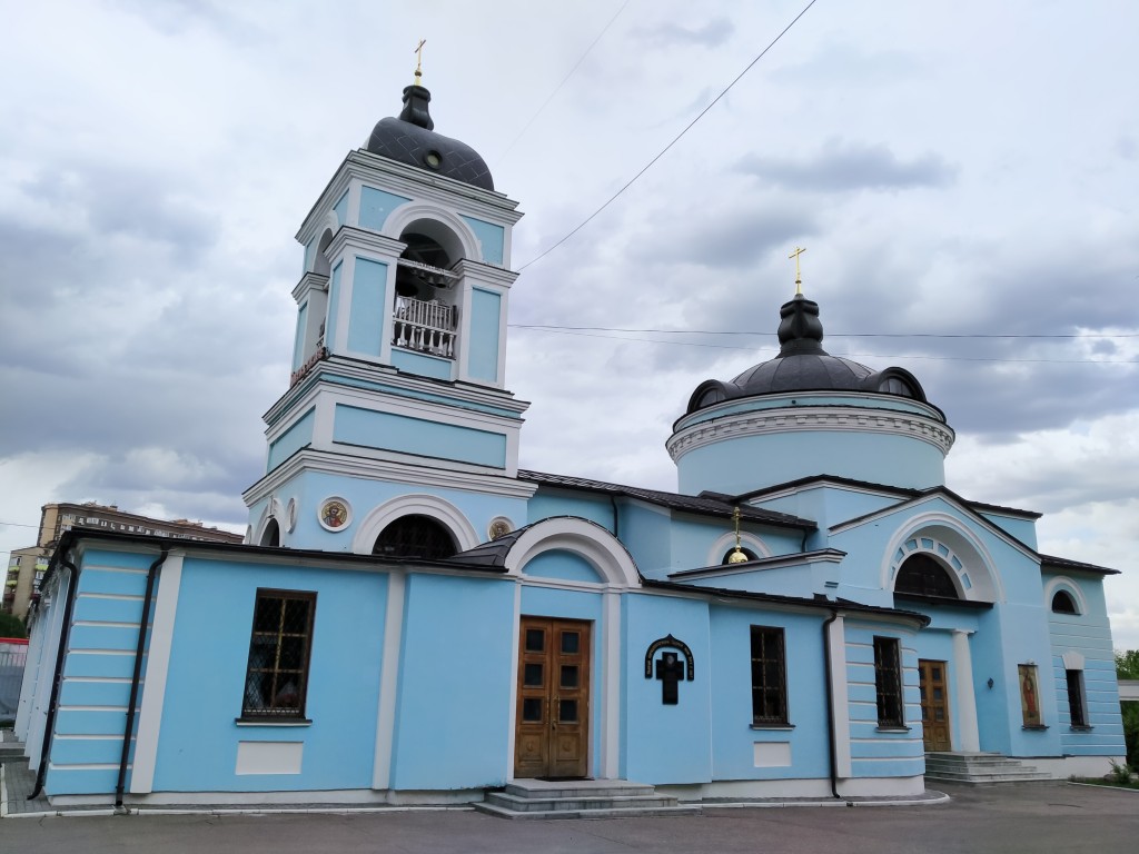 Церковь Петра и Павла в Петровском-Лобанове, Химки (Химкинский городской округ, Московская область). фасады