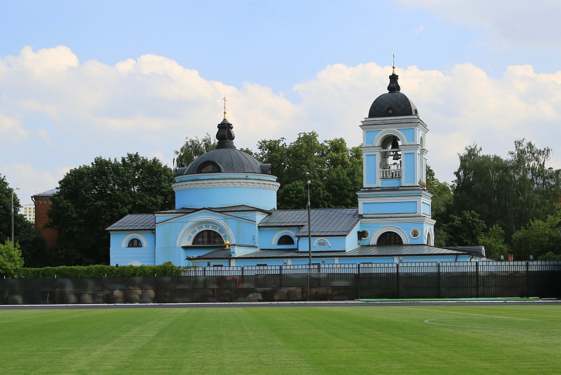 Церковь Петра и Павла в Петровском-Лобанове, Химки (Химкинский городской округ, Московская область). фасады