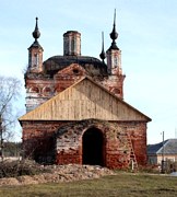Церковь Михаила Архангела, западный фасад .первый ярус разрушенной колокольни(её собираются восстанавливать).<br>, Сарыево, Вязниковский район, Владимирская область