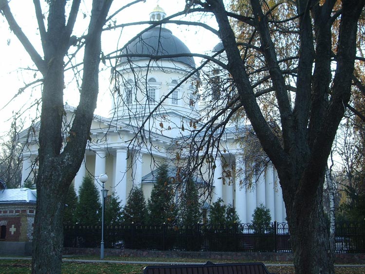 Гомель. Кафедральный собор Петра и Павла. фасады