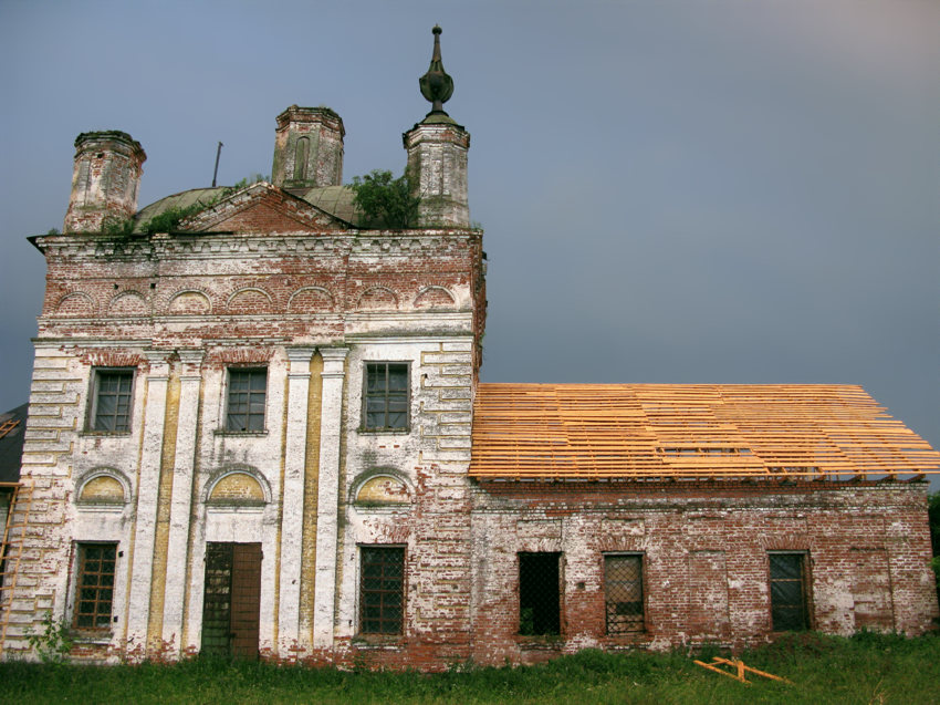 Церковь Михаила Архангела, Сарыево (Вязниковский район, Владимирская область). фасады