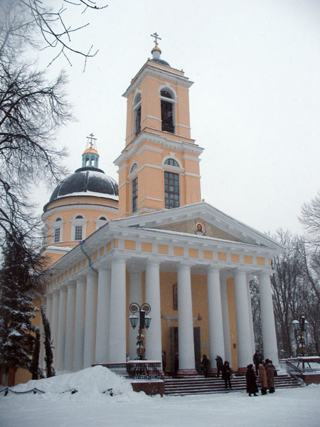 Гомель. Кафедральный собор Петра и Павла. фасады