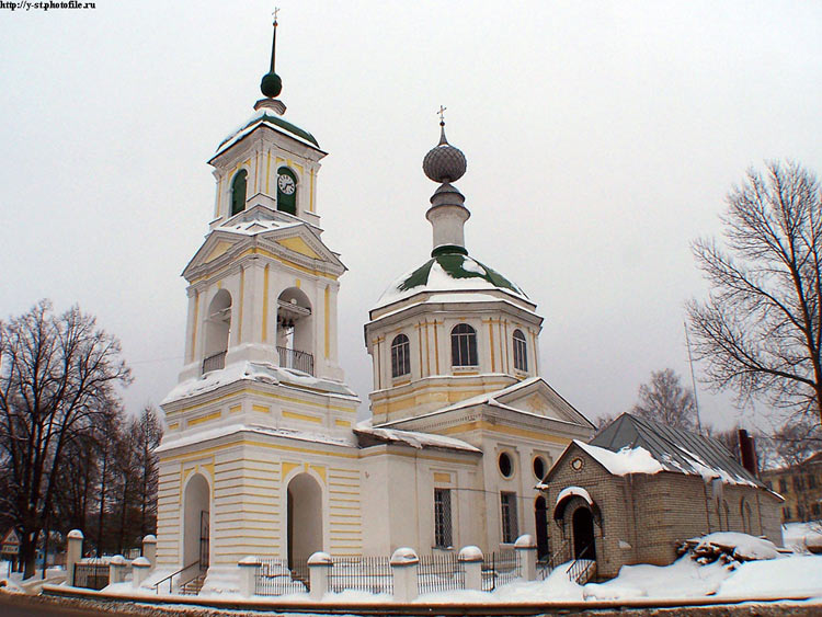 Петровское. Церковь Петра и Павла. фасады