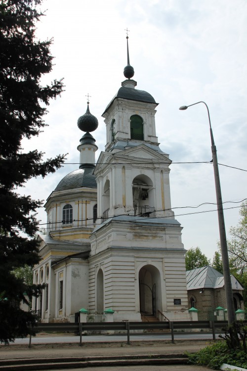 Церковь Петра и Павла, Петровское (Ростовский район, Ярославская область). фасады