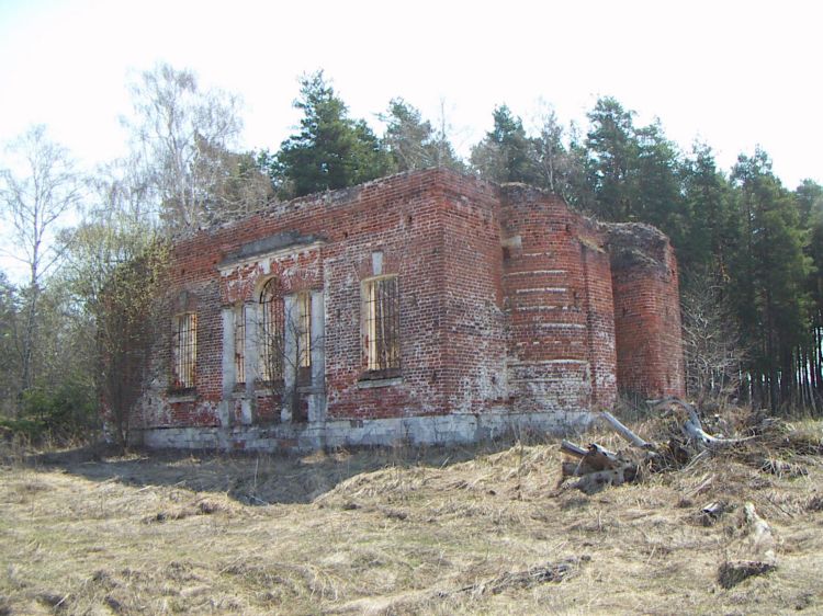 Церковь Рождества Христова, Батайки (Ступинский городской округ, Московская область). общий вид в ландшафте, Вид с северо-запада.