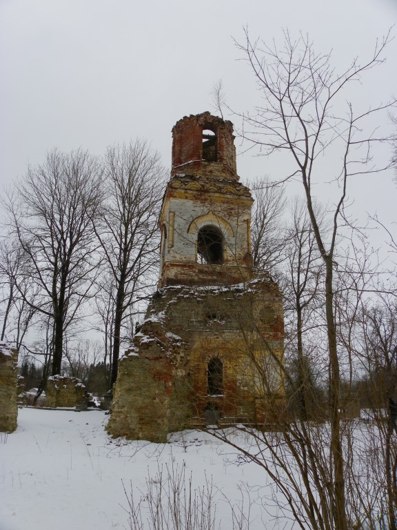 Медуши. Церковь Троицы Живоначальной. фасады, Колокольня