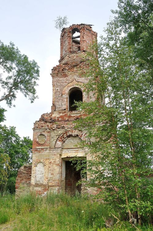 Церковь Троицы Живоначальной, Медуши (Ломоносовский район, Ленинградская область). фасады
