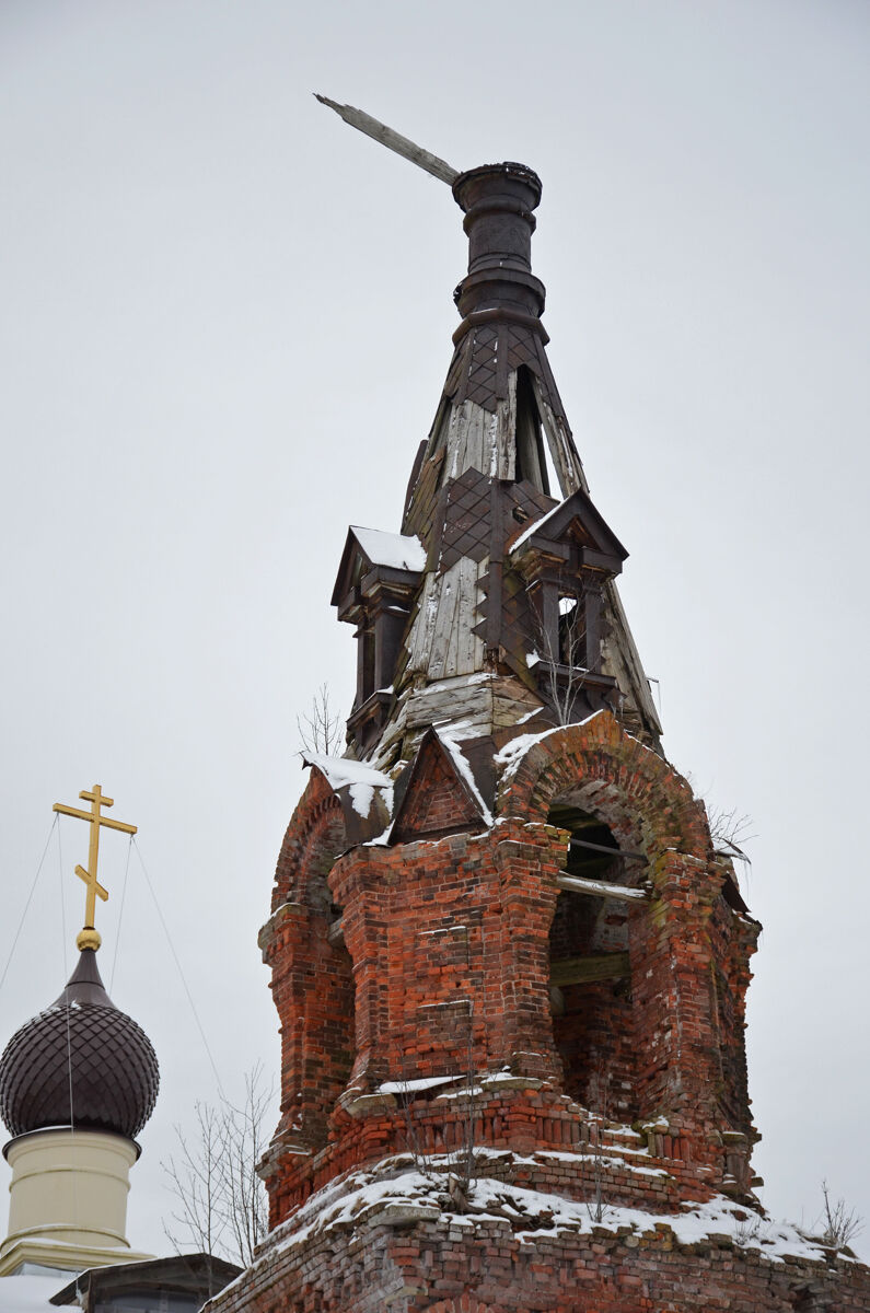 Церковь Георгия Победоносца, Ратчино (Кингисеппский район, Ленинградская область). архитектурные детали