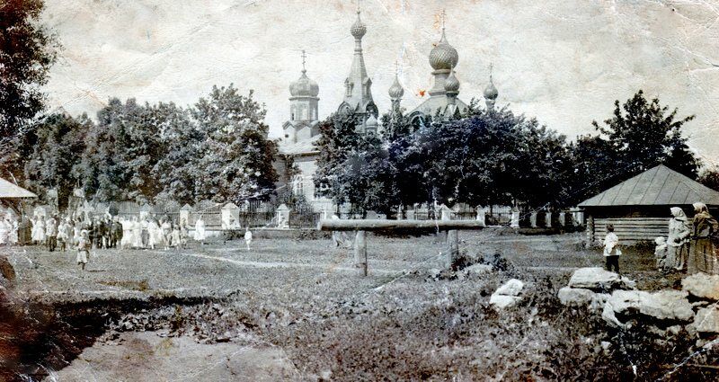Церковь Георгия Победоносца, Ратчино (Кингисеппский район, Ленинградская область). архивная фотография, Петров день
