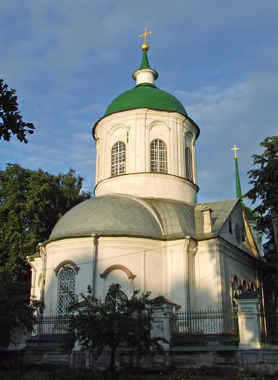 Церковь Иоанна Милостивого, Нежин (Нежинский район, Украина, Черниговская область). фасады