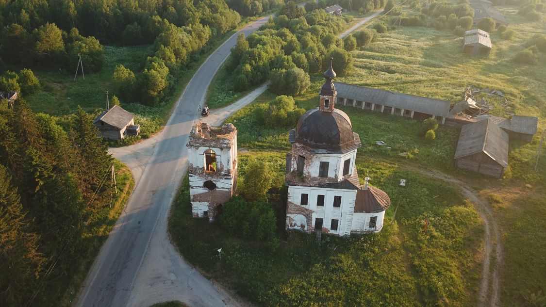 Церковь Илии Пророка, Коротец (Кирилловский район, Вологодская область). общий вид в ландшафте