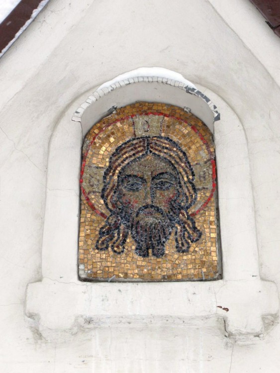 Часовня-усыпальница А.Т. Колычева на Богородском кладбище, Богородское (Восточный административный округ (ВАО), г. Москва). архитектурные детали, Изображение Спаса над входом в часовню