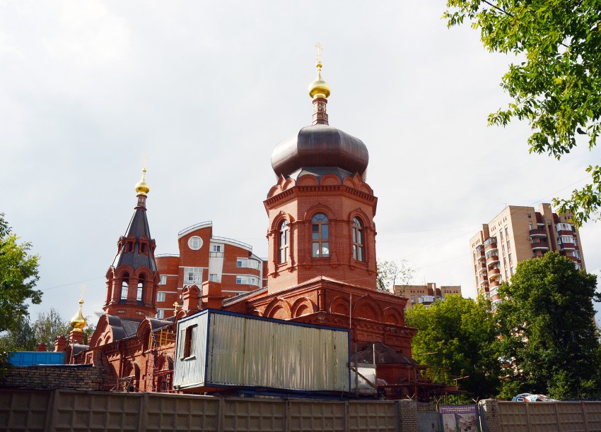 Сокольники. Церковь Благовещения Пресвятой Богородицы при штабе ВДВ в Сокольниках. фасады