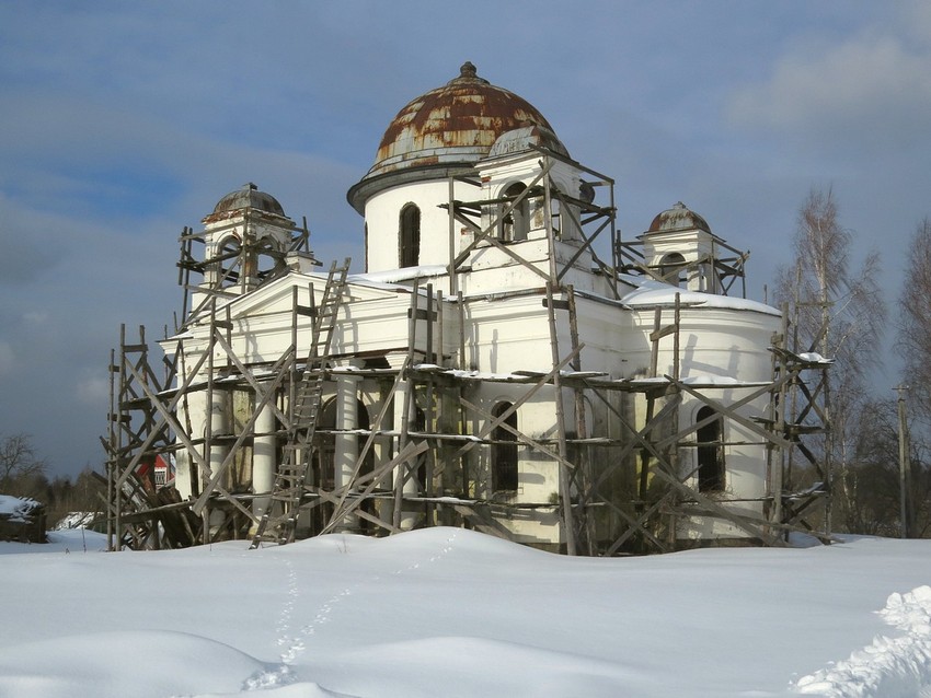 Церковь Покрова Пресвятой Богородицы, Ручьи (Крестецкий район, Новгородская область). фасады