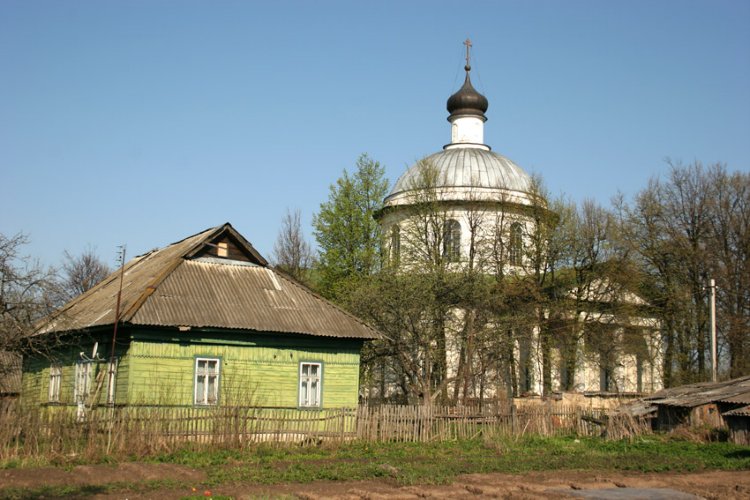 Церковь Преображения Господня, Спас-Деменск (Спас-Деменский район, Калужская область). общий вид в ландшафте