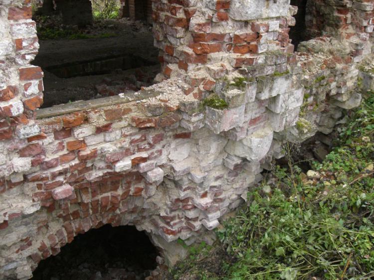 Церковь Тихвинской иконы Божией Матери, Глухово (Дмитровский городской округ, Московская область). архитектурные детали