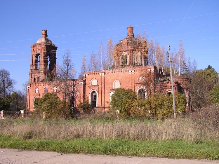 Церковь Казанской иконы Божией матери, Трёхсвятское (Дмитровский городской округ, Московская область). фасады