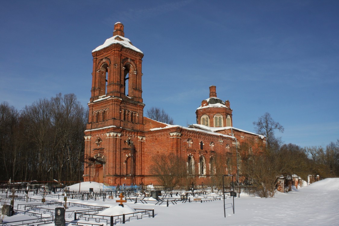 Церковь Казанской иконы Божией матери, Трёхсвятское (Дмитровский городской округ, Московская область). фасады