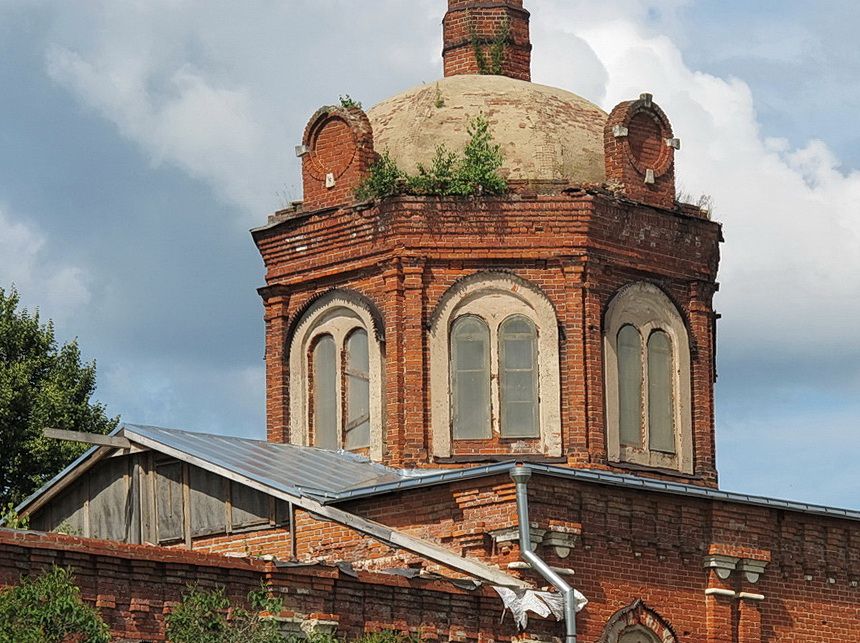 Церковь Казанской иконы Божией матери, Трёхсвятское (Дмитровский городской округ, Московская область). архитектурные детали, Техсвятское.Церковь Казанской иконы Божией Матери.Световой подкупольный барабан.