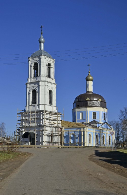 Церковь Покрова Пресвятой Богородицы, Куликово (Дмитровский городской округ, Московская область). общий вид в ландшафте