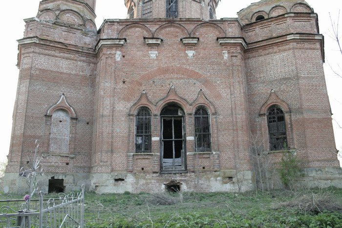Церковь Воскресения Христова, Красное Знамя (быв. Старая Ольшанка) (Уваровский район и г. Уварово, Тамбовская область). архитектурные детали