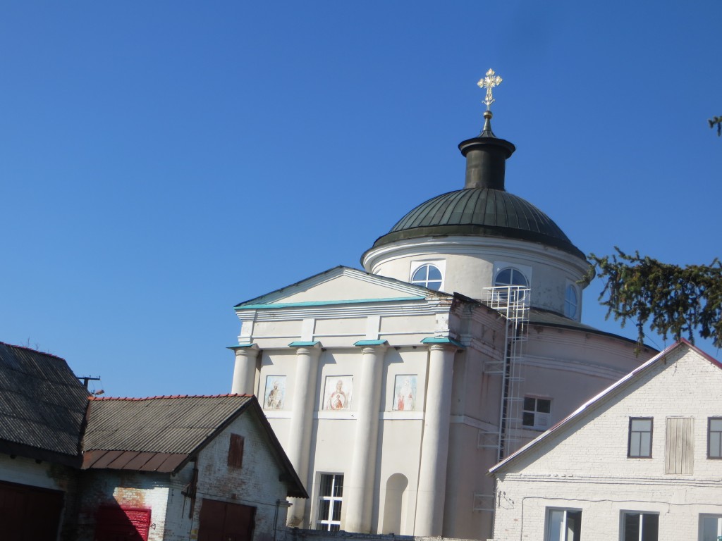 Церковь Михаила Архангела, Ракитное (Харьковский район, Украина, Харьковская область). фасады, Алтарная часть фасада