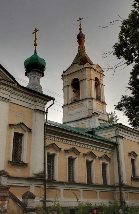 Церковь Троицы Живоначальной, Поречье-Рыбное (Ростовский район, Ярославская область). архитектурные детали