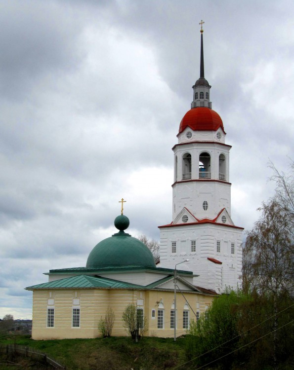 Тотьма. Церковь Успения Пресвятой Богородицы. фасады, вид с северо-востока