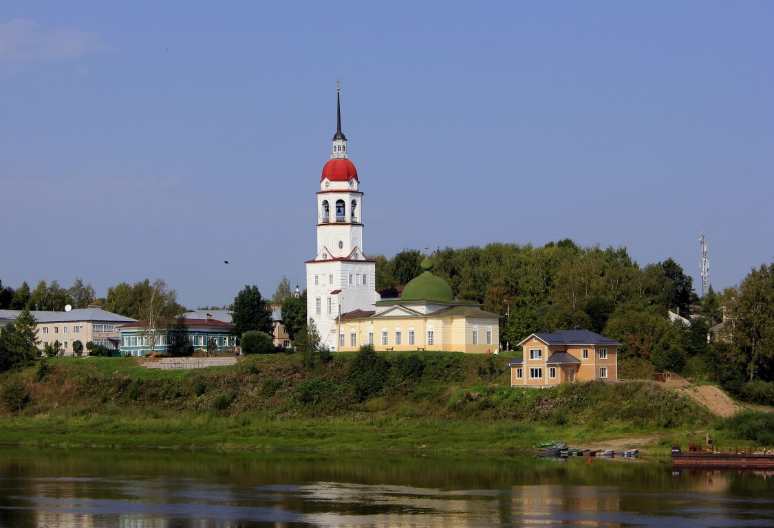 Церковь Успения Пресвятой Богородицы, Тотьма (Тотемский район, Вологодская область). фасады, Вид с юго-востока.