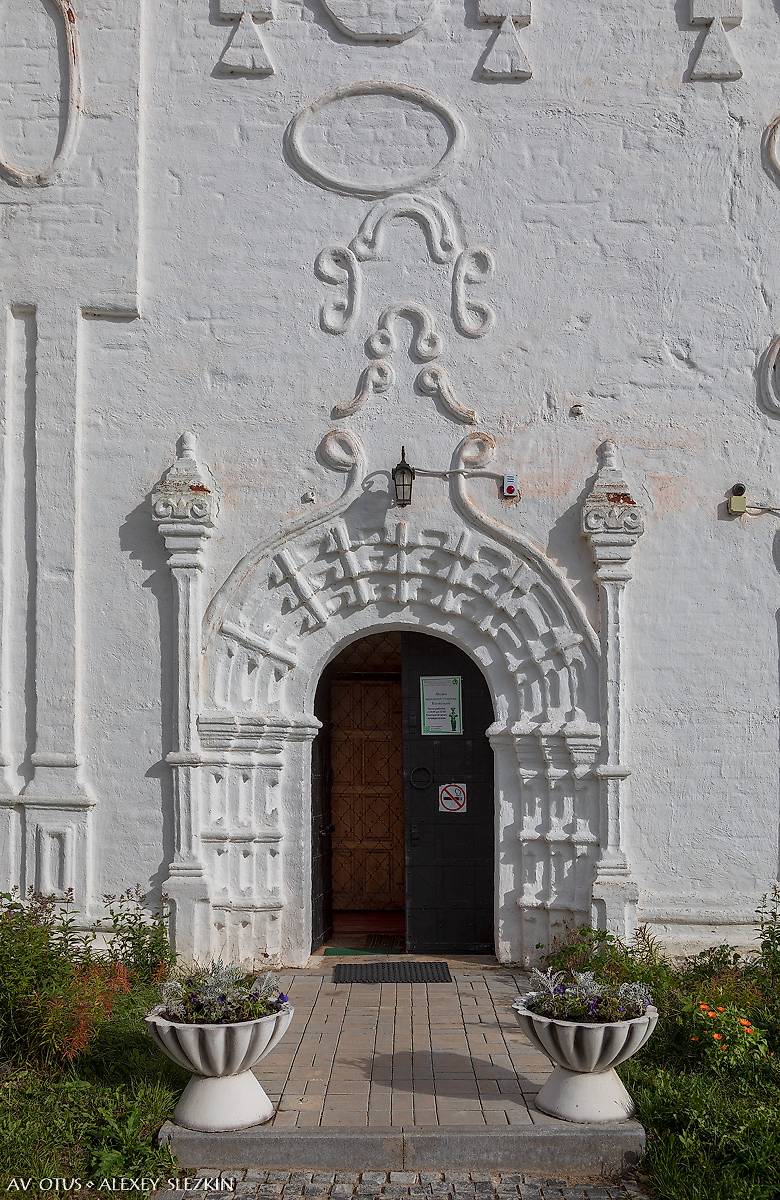 архитектурные детали. Церковь Успения Пресвятой Богородицы, Тотьма (Тотемский район, Вологодская область)