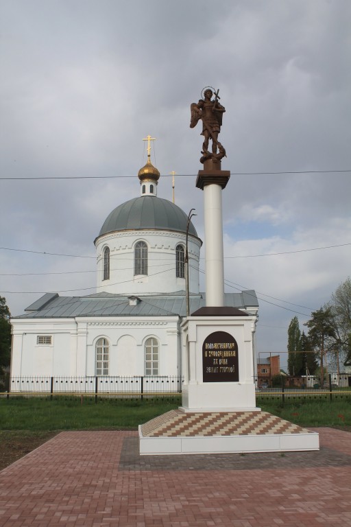 Кафедральный собор Рождества Христова, Уварово (Уваровский район и г. Уварово, Тамбовская область). дополнительная информация, Фасады