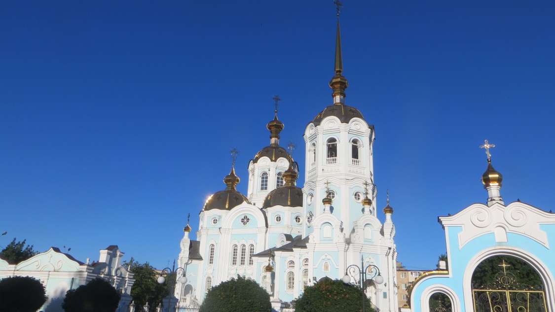 Церковь Александра архиепископа Харьковского, Харьков (Харьков, город, Украина, Харьковская область). фасады