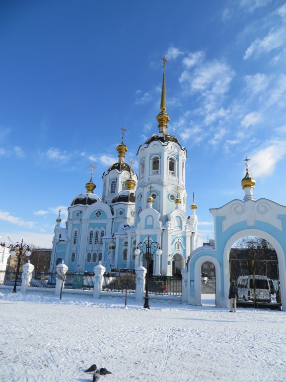 Церковь Александра архиепископа Харьковского, Харьков (Харьков, город, Украина, Харьковская область). фасады