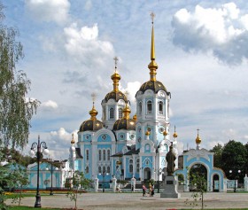 Харьков. Церковь Александра архиепископа Харьковского