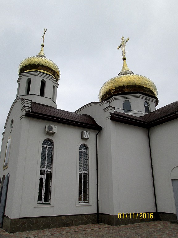 Харьков. Церковь Покрова Пресвятой Богородицы на Основе. фасады