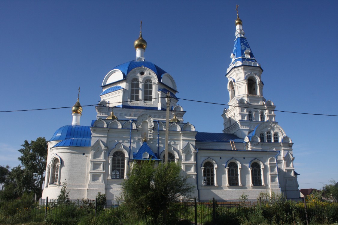 Старица. Церковь Казанской иконы Божией Матери. фасады