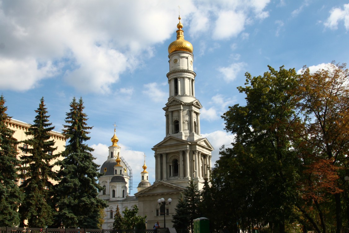 Харьков. Собор Успения Пресвятой Богородицы. фасады