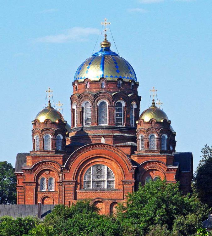 Церковь Казанской иконы Божией Матери на Лысой горе, Харьков (Харьков, город, Украина, Харьковская область). общий вид в ландшафте, Вид на храм с востока