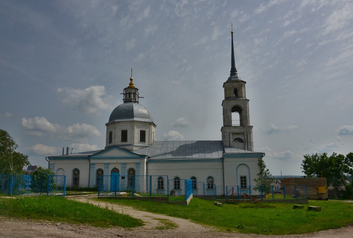 Елец. Церковь Рождества Пресвятой Богородицы в Аргамаченской слободе. фасады